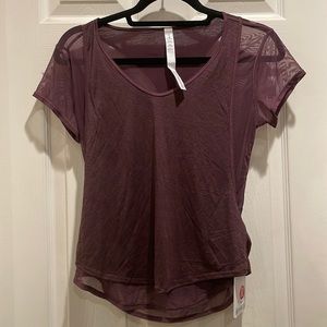 Lululemon short sleeve top